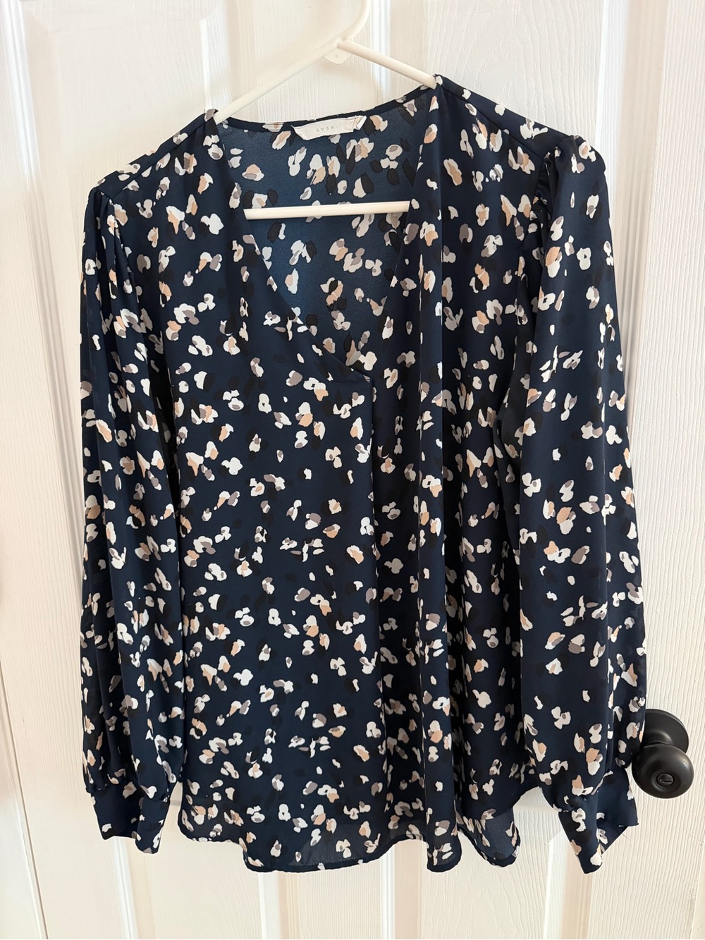 Lush Chantelli V Neck Blouse Navy Floral Long-Sleeve Blouse Women’s 1X Plus